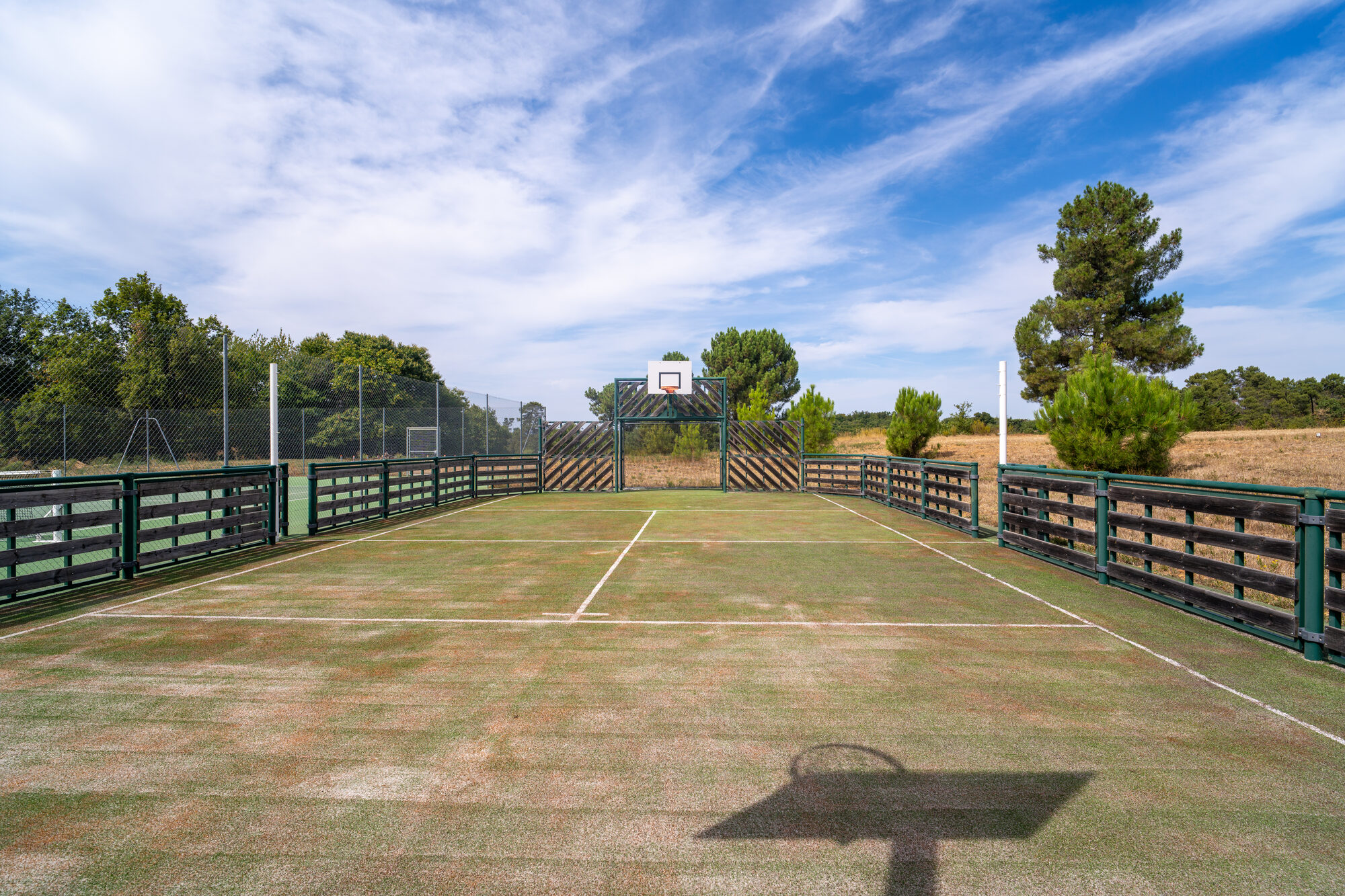 City stade — basketball et football
