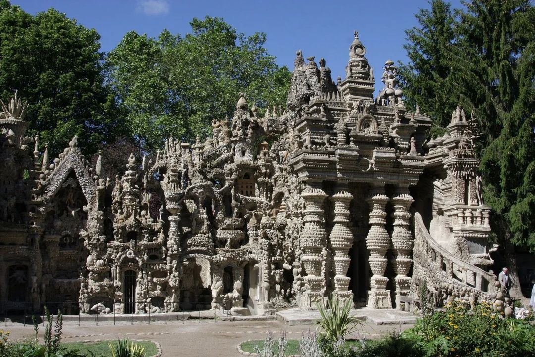 Palais Idéal du Facteur Cheval